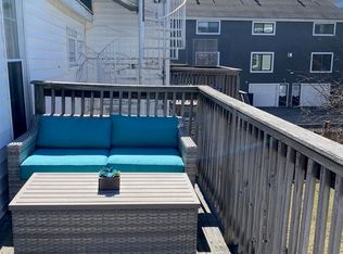 28 Langdon St APT 3, Portsmouth, NH 03801