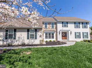 20 Autumnwood Dr, Newark, DE 19711