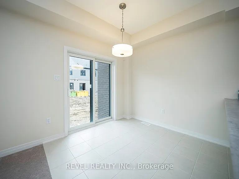 31 Wakeling Dr — Photo 9
