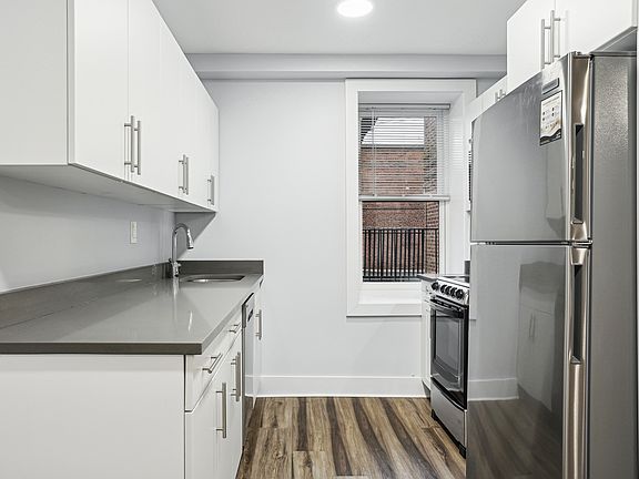 3rd image of 20-04 Seagirt Blvd #1G