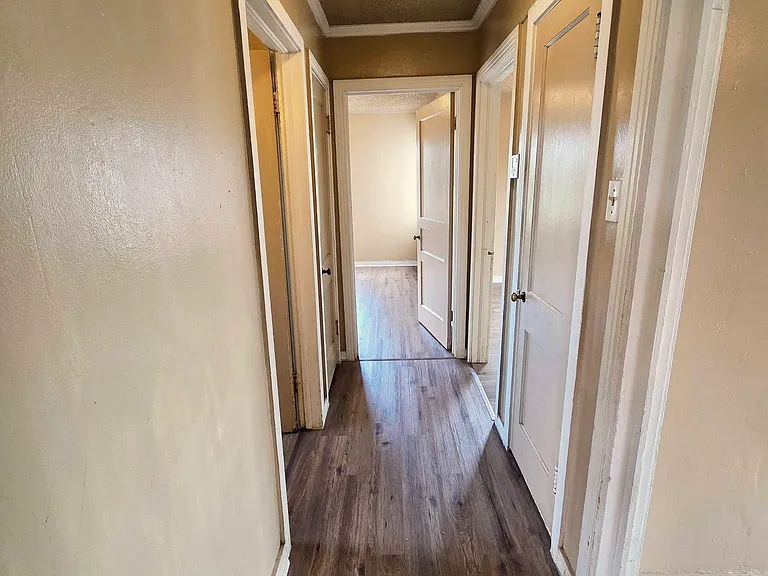 1319 Sycamore St — Photo 20