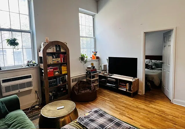 226 W 15th St #2A — Photo 7