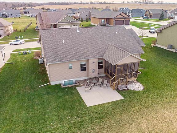 4th image of 1680 Red Barn Dr