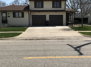 2036 N Somers Ave, Fremont, NE 68025