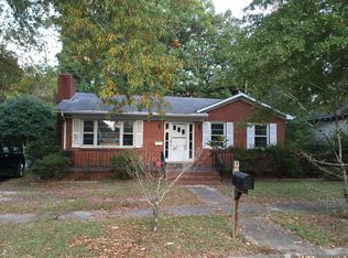 215 Leak Ave, Wadesboro, NC 28170