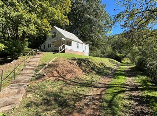 2208 Us Highway 33 E, Glenville, WV 26351
