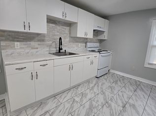 32 Redfield St #2F, New Haven, CT 06519