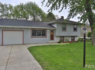 2706 S Saint Agnes Ct, Peoria, IL 61607