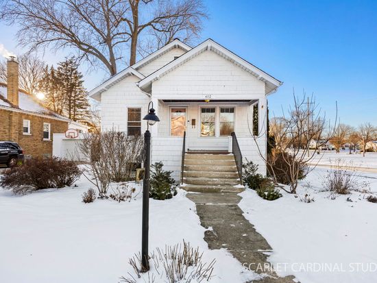 402 S Michigan Ave, Villa Park, IL 60181