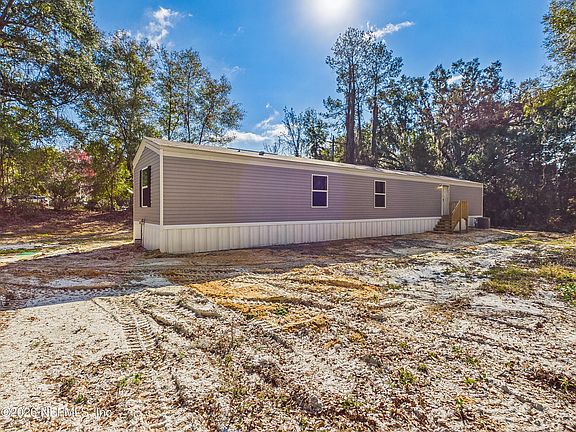 3rd image of 22816 SE 64TH PLACE Avenue