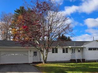 28 Wallace St, Brockton, MA 02302