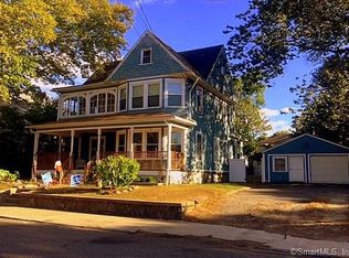 11 May St, Ansonia, CT 06401