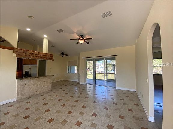 4th image of 6050 Hooper Ln