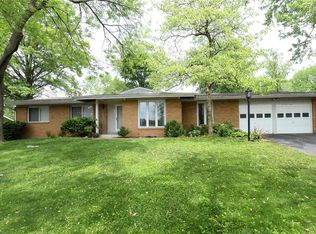 12121 Lake Como Dr, Saint Louis, MO