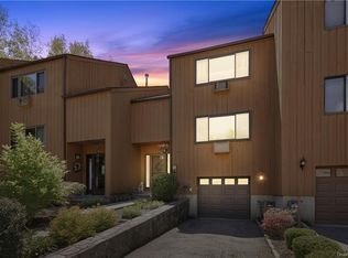 17 Robin Ln, Croton On Hudson, NY 10520
