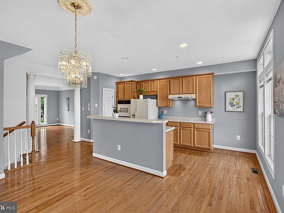 4th image of 3848 Sugarloaf Pkwy