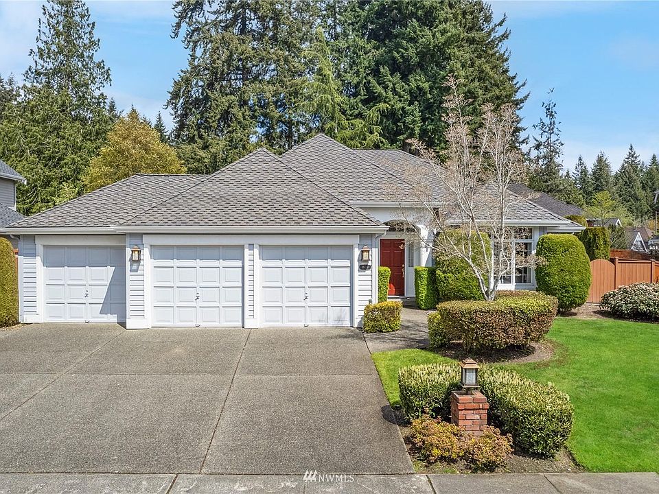 1st image of 1609 166th Pl SE