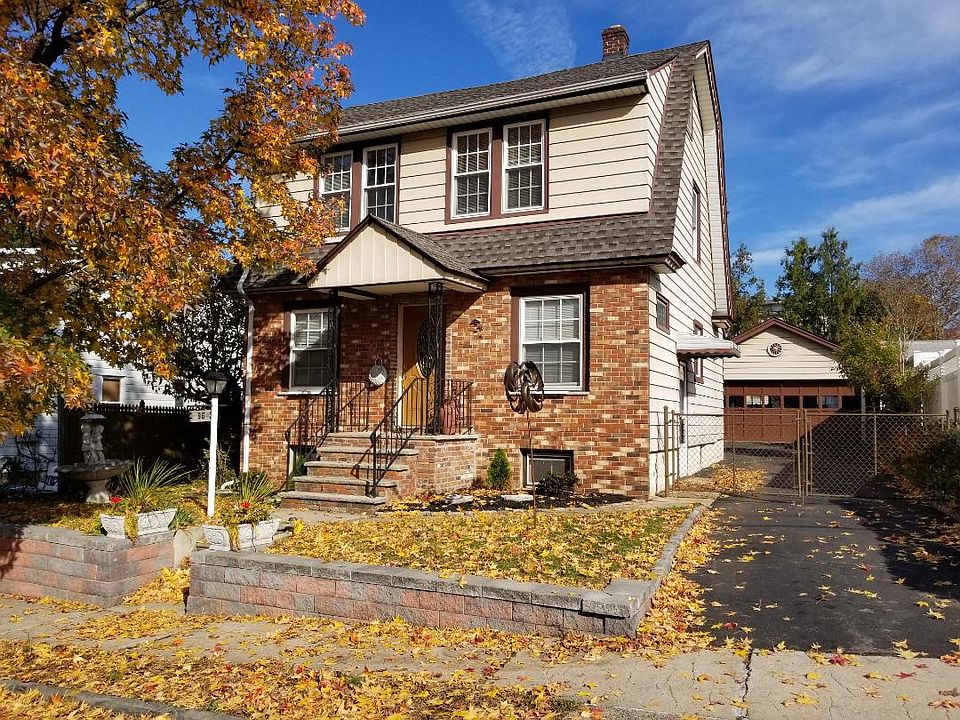 1st image of 96 Hendel Ave