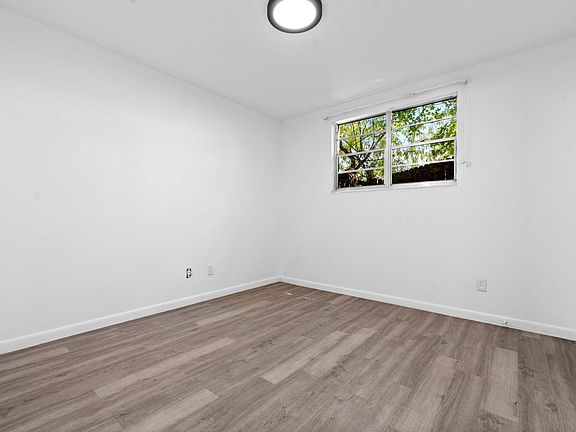 5th image of 5032 Shirley Ave #17