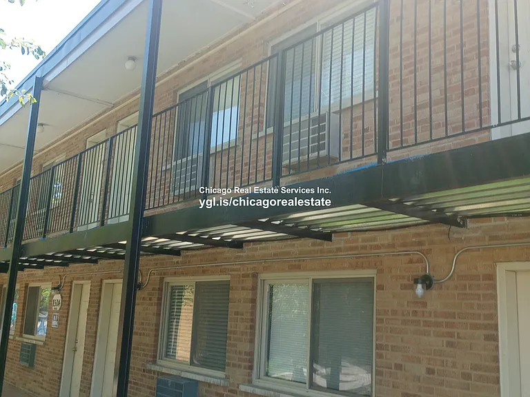 8506 Waukegan Rd #10 — Photo 13