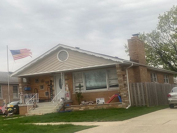 2nd image of 9410 S Ridgeway Ave