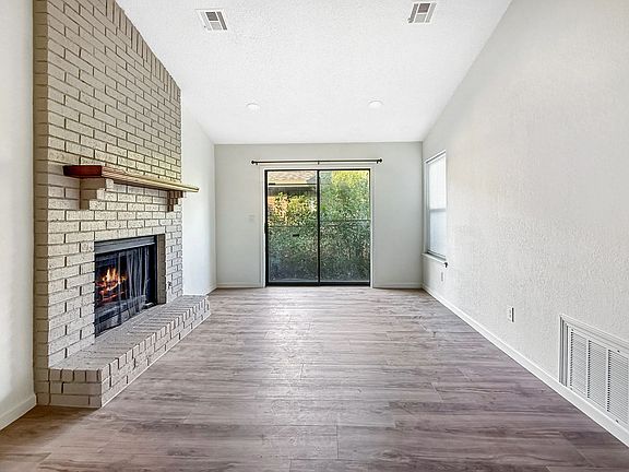 2nd image of 1807 W 58th St #1809
