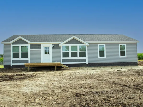 905 3rd St SE, Tripoli, IA 50676