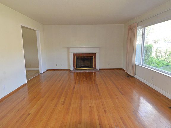 5th image of 9415 Alcosta Blvd