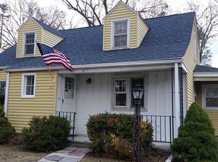 85 Roosevelt Ave, Springfield, MA 01118