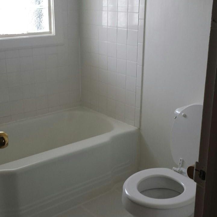 2nd image of 2605 E Grail St