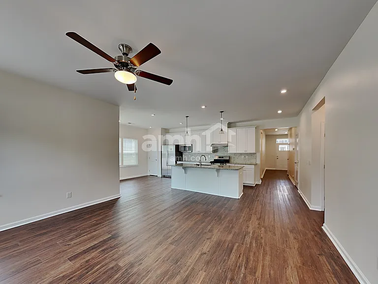 252 Thames Valley Dr — Photo 5