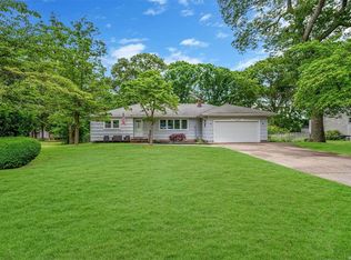 139 Pauls Path, Coram, NY 11727