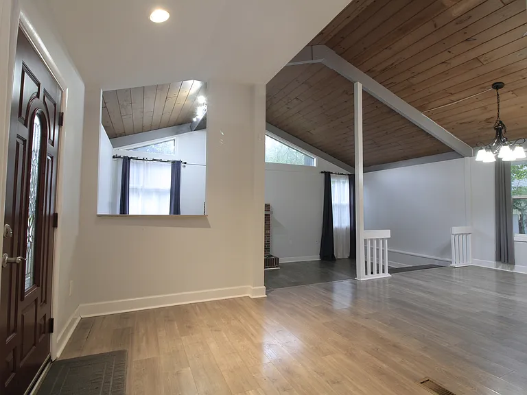 12712 Torrington St — Photo 5