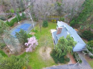 22 Governors Dr, Warwick, RI 02818