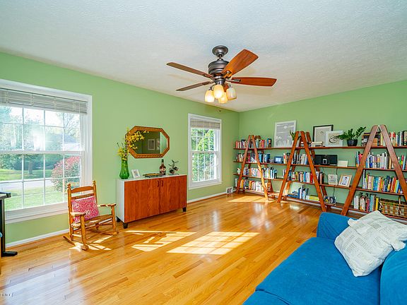 5th image of 2603 Garden Lake Ln