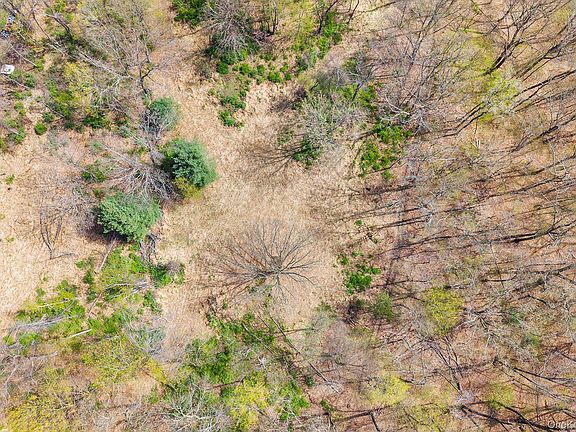 5th image of 224 Union Center Road