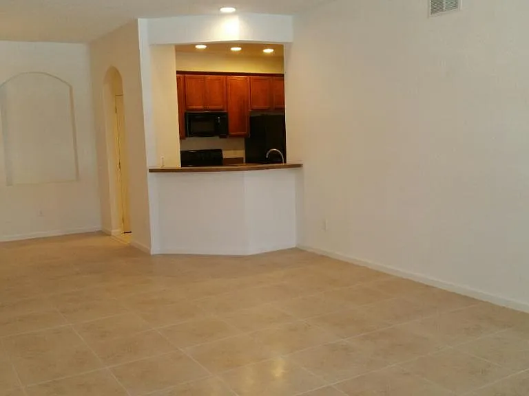3000 Laurel Park Ln #207 — Photo 13