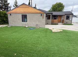 19343 Cohasset St, Reseda, CA 91335
