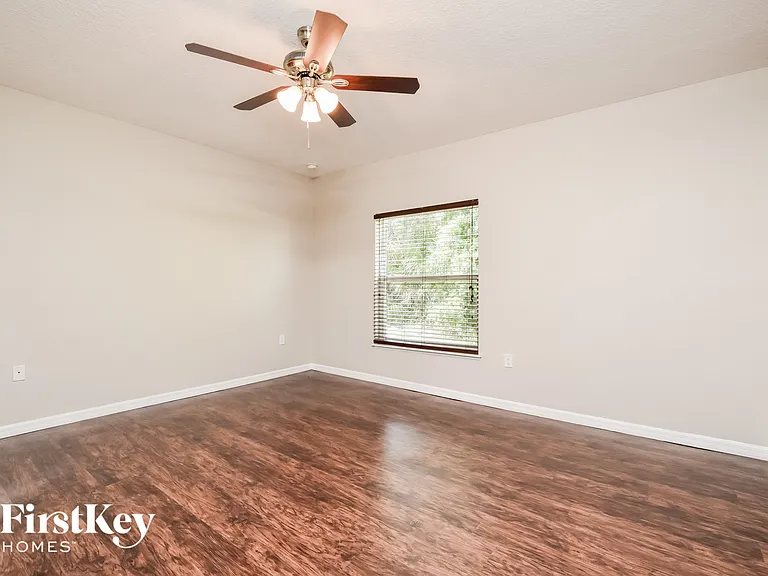 3379 Toluca Ter — Photo 8