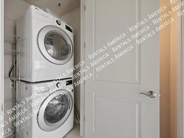 1 E Lexington Ave #905 — Photo 30