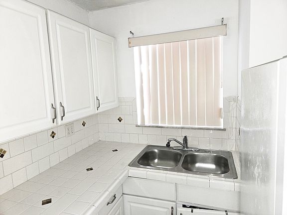 5th image of 8841 W Flagler St APT 405