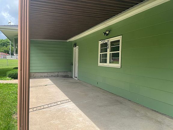 5th image of 6 Silverwood Dr