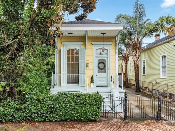 919 4th St, New Orleans, LA 70130