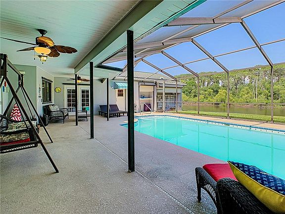 4th image of 3043 Enisgrove Dr E