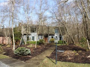 545 Jackson Park Dr, Meadville, PA 16335