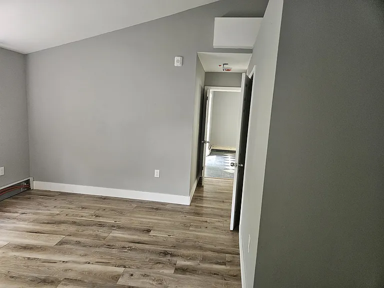 14 Hillside St #5 — Photo 10