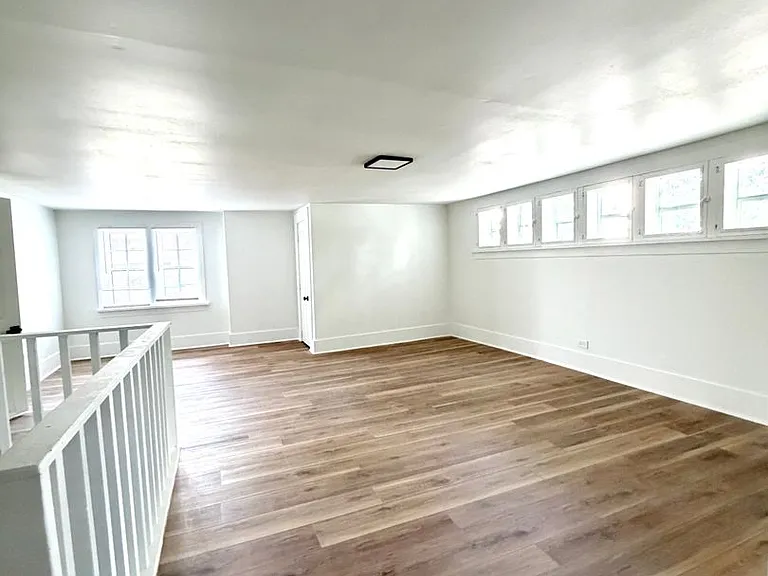 1720 N Grant St — Photo 9