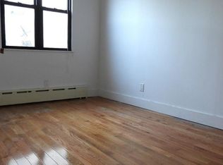 218 Eagle St APT 1, Brooklyn, NY 11222