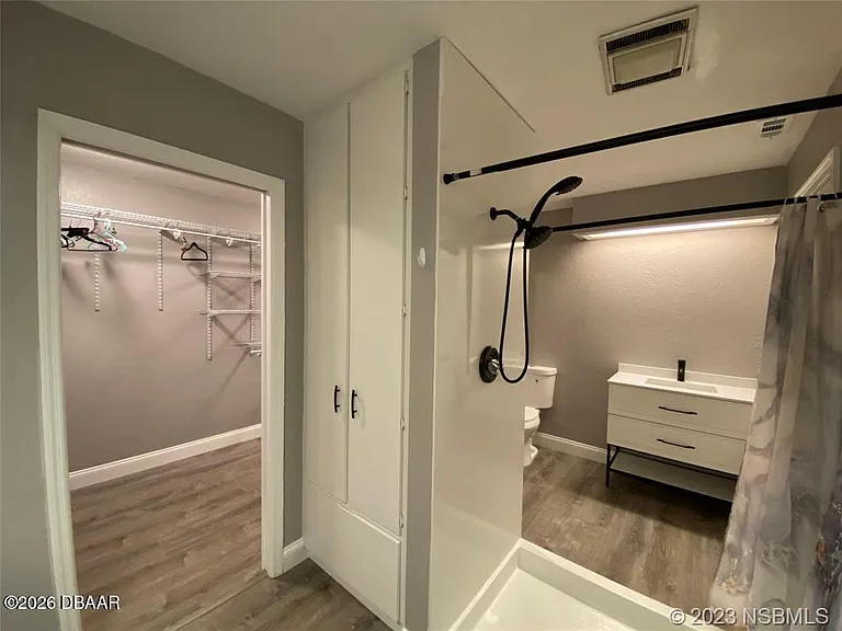 1031 Club House Blvd — Photo 16