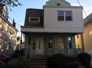 22 E 39th St, Bayonne, NJ 07002
